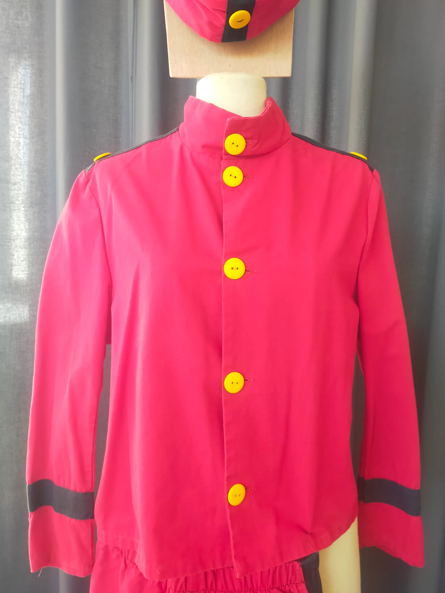 Tenue de Spirou — photo 2 — aperçu
